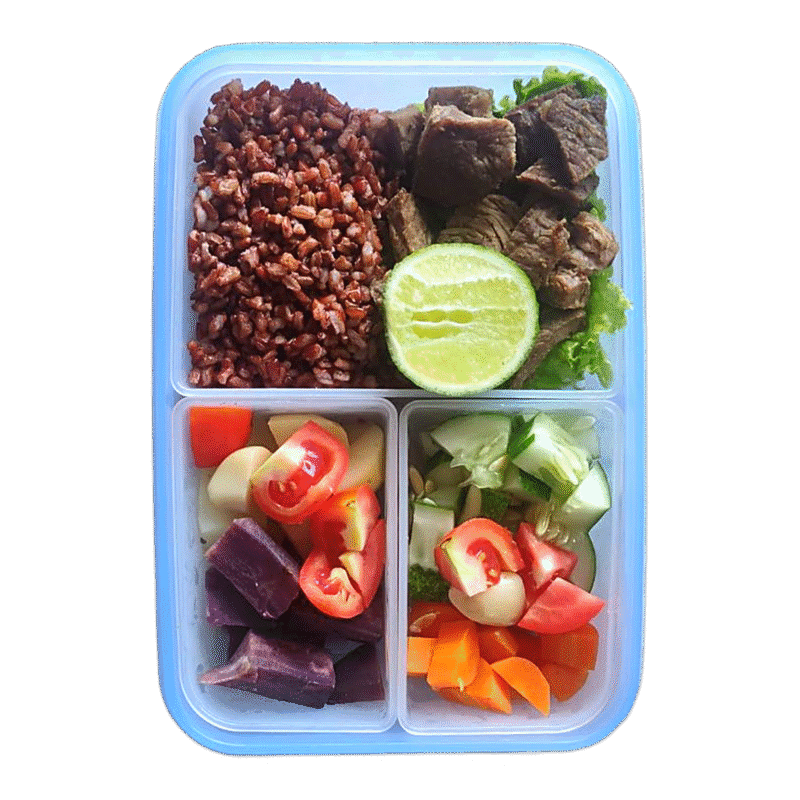 Grilled beef, red rice, purple sweet potato and salad in a Fit Food Bali bento box